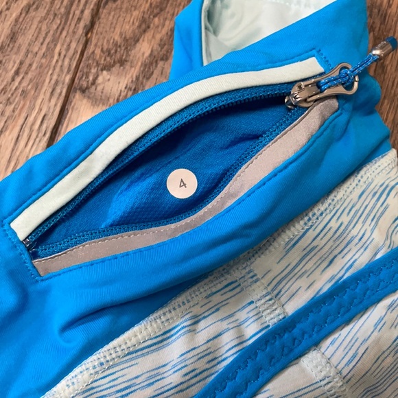 Lululemon run pace crop size 4 like new - Picture 4 of 6